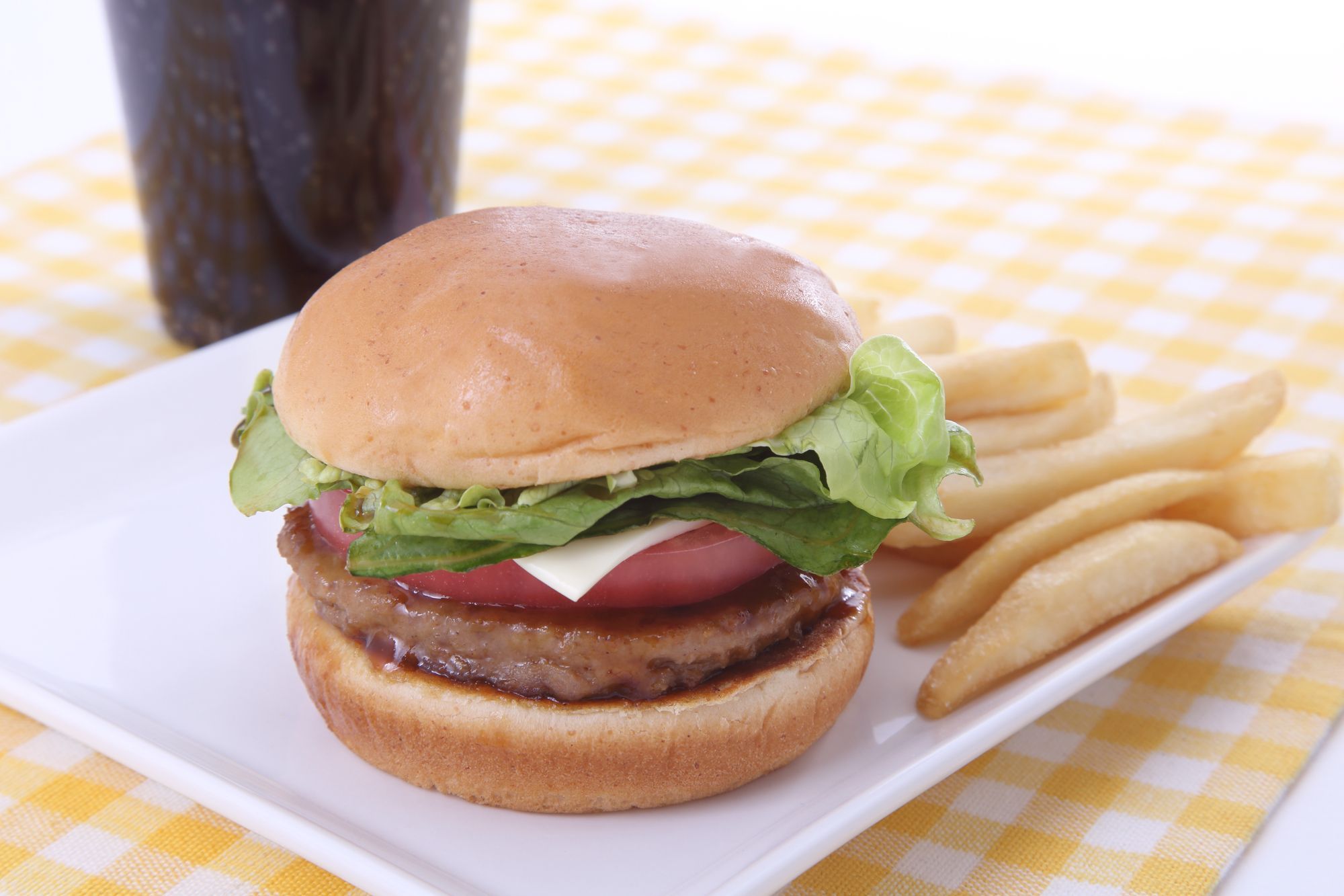 ハンバーガーとポテト