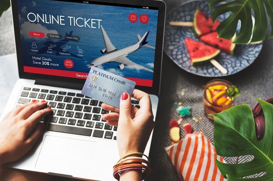 飛行機のチケットをクレジットカードで取る